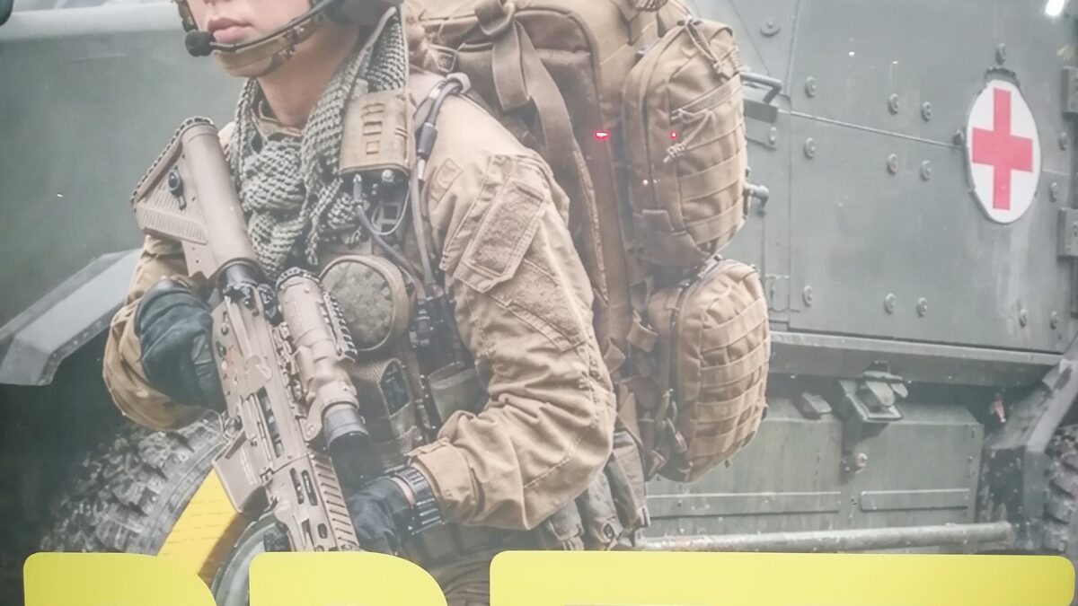ZU DEN WAFFEN !